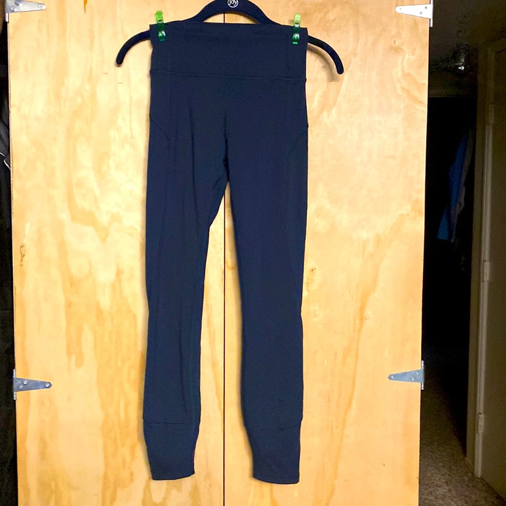Lululemon leggings size4